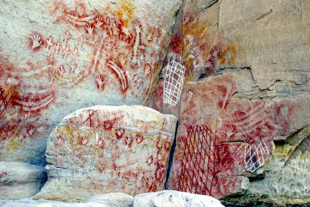Conheça a “Capela Sistina” de pintura rupestre escondida na Amazônia